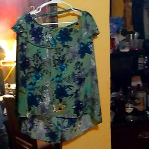 BRAND NEW PYRAMIND COLLECTION BLOUSE